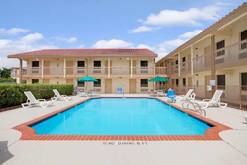 Red Roof Inn Houston North - Fm1960 & I-45 Westfield Luaran gambar